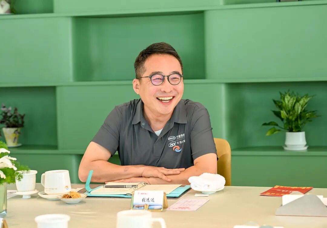 张远达    宁波华翔电子股份有限公司副总裁、董事会秘书，宁波华翔启源科技有限公司董事长