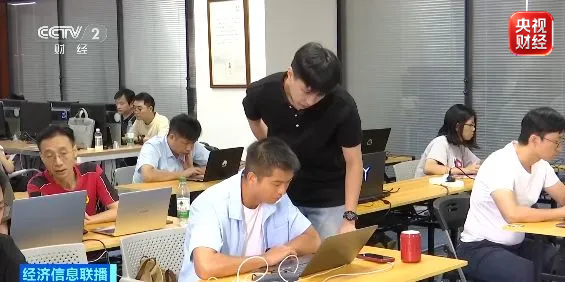 上线即秒光！有人学完业务量暴涨5倍！职场人纷纷涌入→